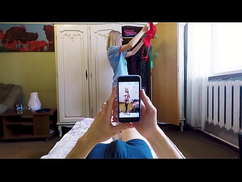❤️ La germanastra va fer esmenar el seu germà just abans que la mare tornés a casa ❤ Putes al ca.sexvideogif.ru ❌️