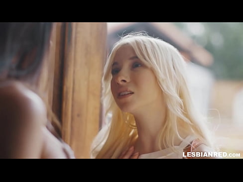 ❤️ La noia torna a casa uns mesos després i s'acaba menjant el cony de la seva madrastra ❤ Putes al ca.sexvideogif.ru ❌️